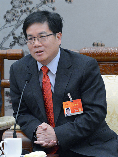 丁列明666.jpg 丁列明666.jpg