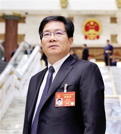 res07_attpic_brief.jpg res07_attpic_brief.jpg